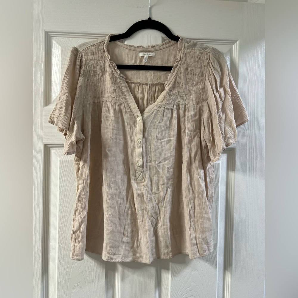Maurice Women's Cream Button-Up Top